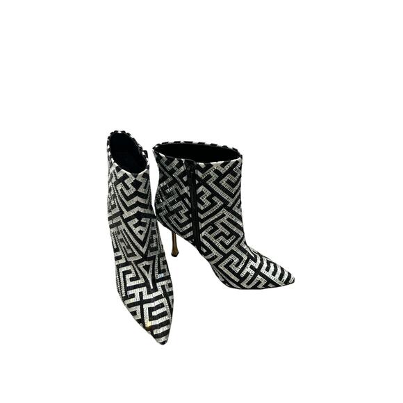 INC Women’sBlack & White Geometric Ankle Booties With Gold Heel -Size 5 1/2 M36 - Picture 6 of 7